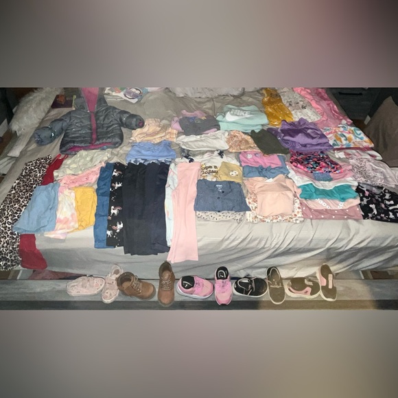 2T girls clothes 5/6 size shoes